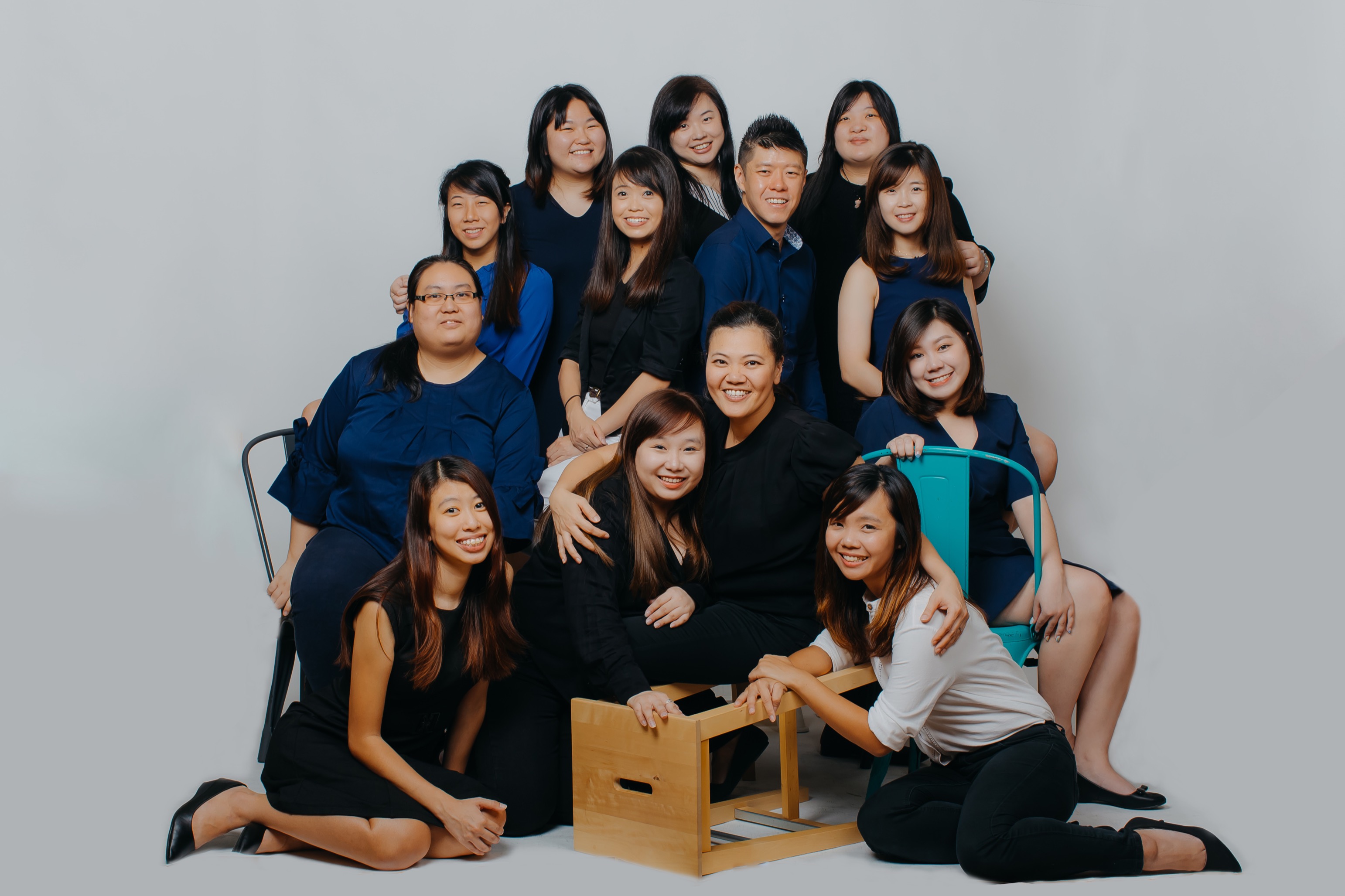 singapore_corporate_studio_group_photo